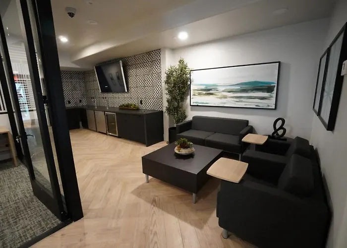 Pure Furnished Two Bed Apts Pool Gym Quarter Kierland Commons * Scottsdale