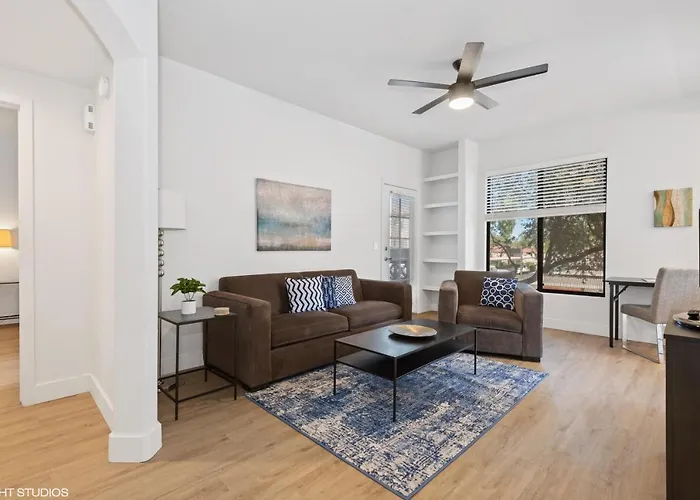 Pure Furnished Two Bed Apts Pool Gym Quarter Kierland Commons * Scottsdale