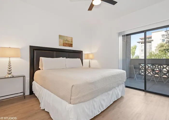 Pure Furnished Two Bed Apts Pool Gym Quarter Kierland Commons Appartamento *