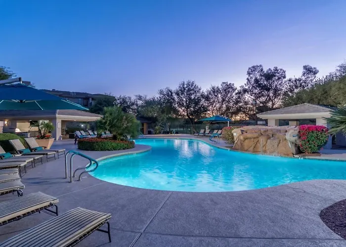 Pure Furnished Two Bed Apts Pool Gym Quarter Kierland Commons Apartment