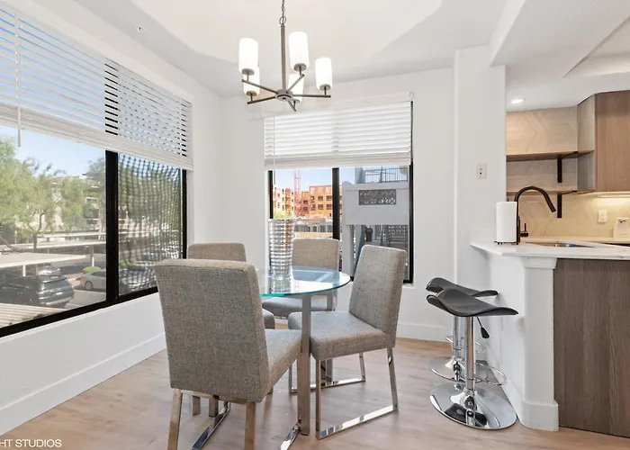 Pure Furnished Two Bed Apts Pool Gym Quarter Kierland Commons * Scottsdale